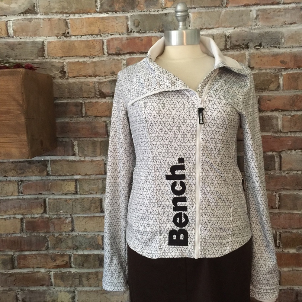 🔥 Bench UK Athletic Star Zip Sport Jacket Black White Geometric Sz Medium